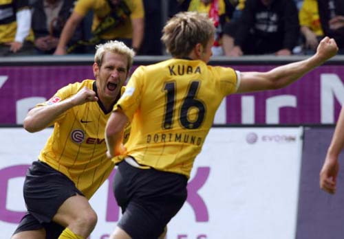 多特蒙德与瓦伦西亚战平,平局收场的简单介绍 多特蒙德与瓦伦西亚战平,平局收场的简单介绍