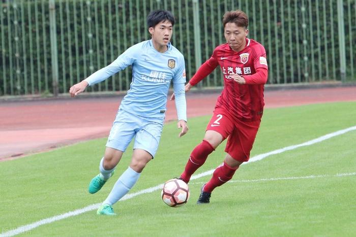 河北队逆袭江苏,引发球迷热议 河北队逆袭江苏,引发球迷热议