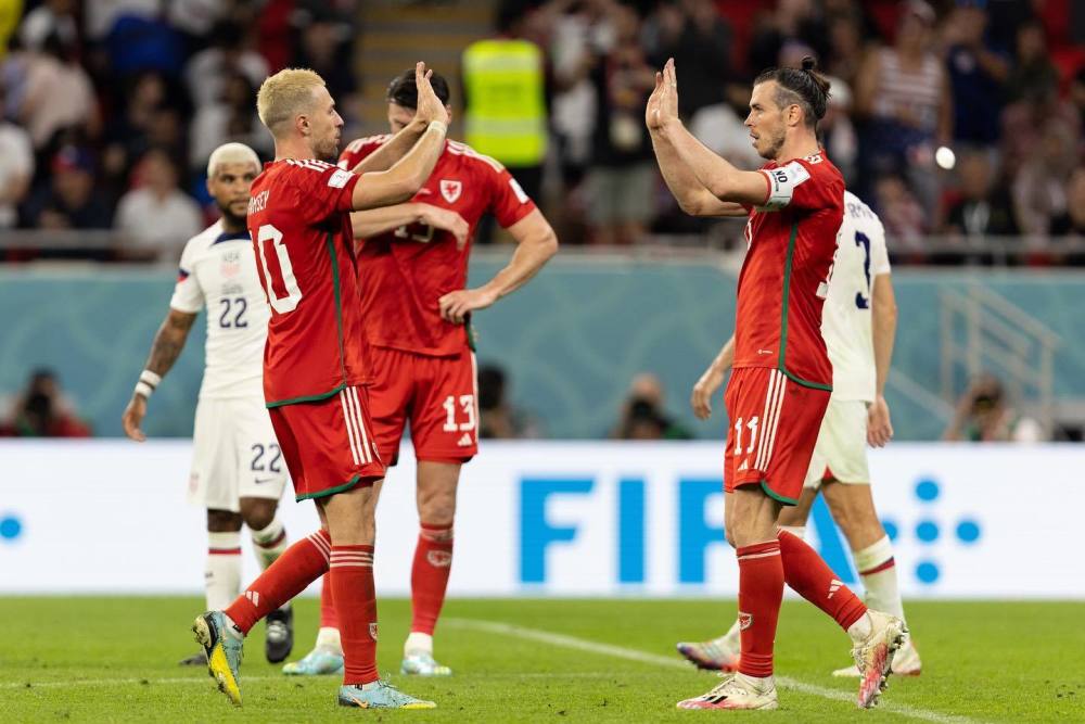 关于威尔士国家队队员全力应战，成功晋级的信息