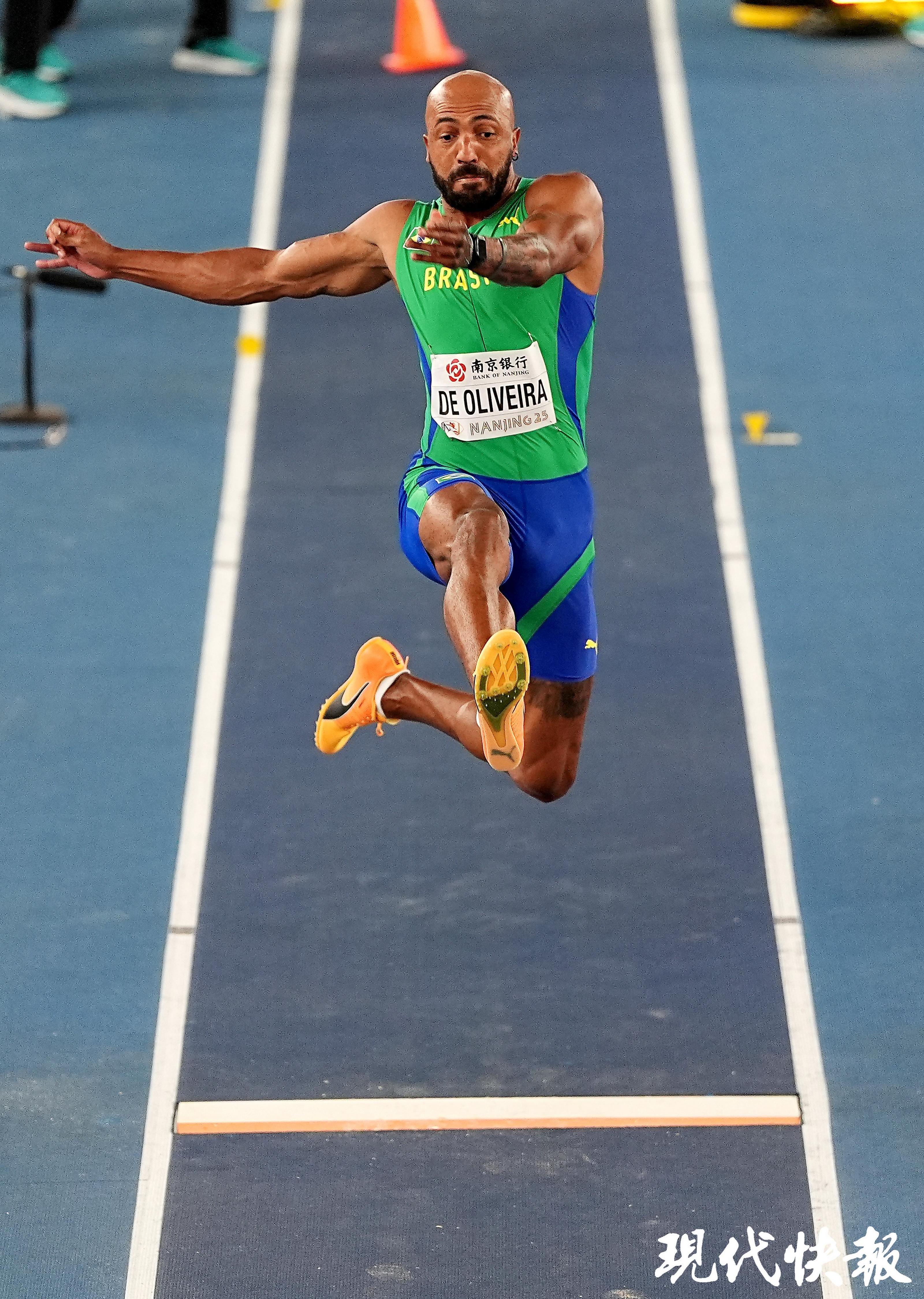 关于田径项目巅峰对决,胜负难分的信息 关于田径项目巅峰对决,胜负难分的信息