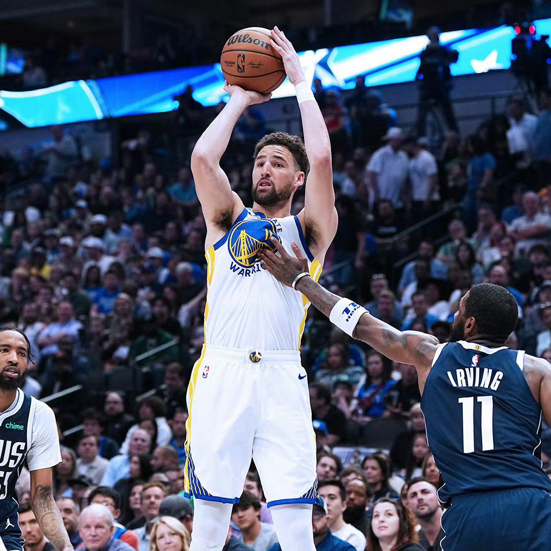 勇士力克独行侠,豪取五连胜 勇士力克独行侠,豪取五连胜