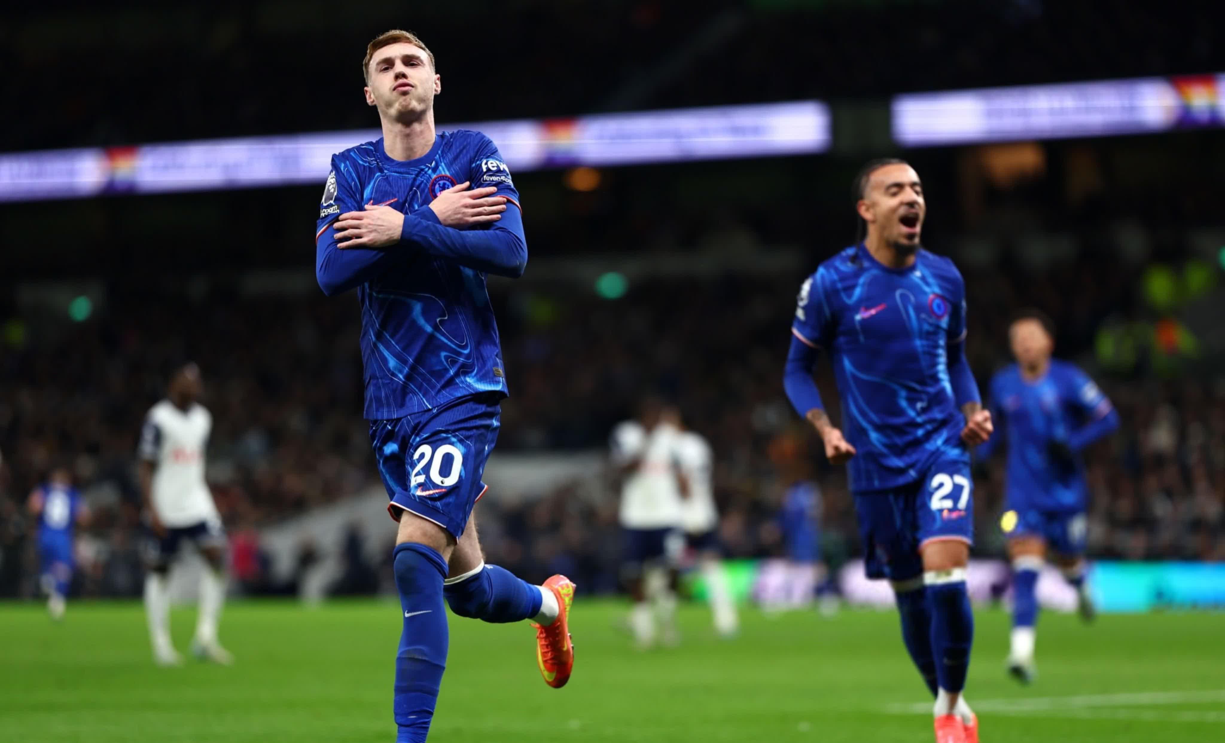 切尔西客场逆转赢球,继续领跑英超积分榜 切尔西客场逆转赢球,继续领跑英超积分榜