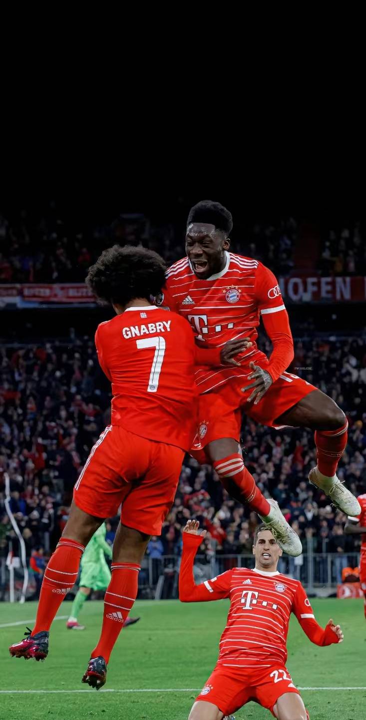 拜仁慕尼黑客场凭借强大实力击败科隆获得宝贵三分的简单介绍