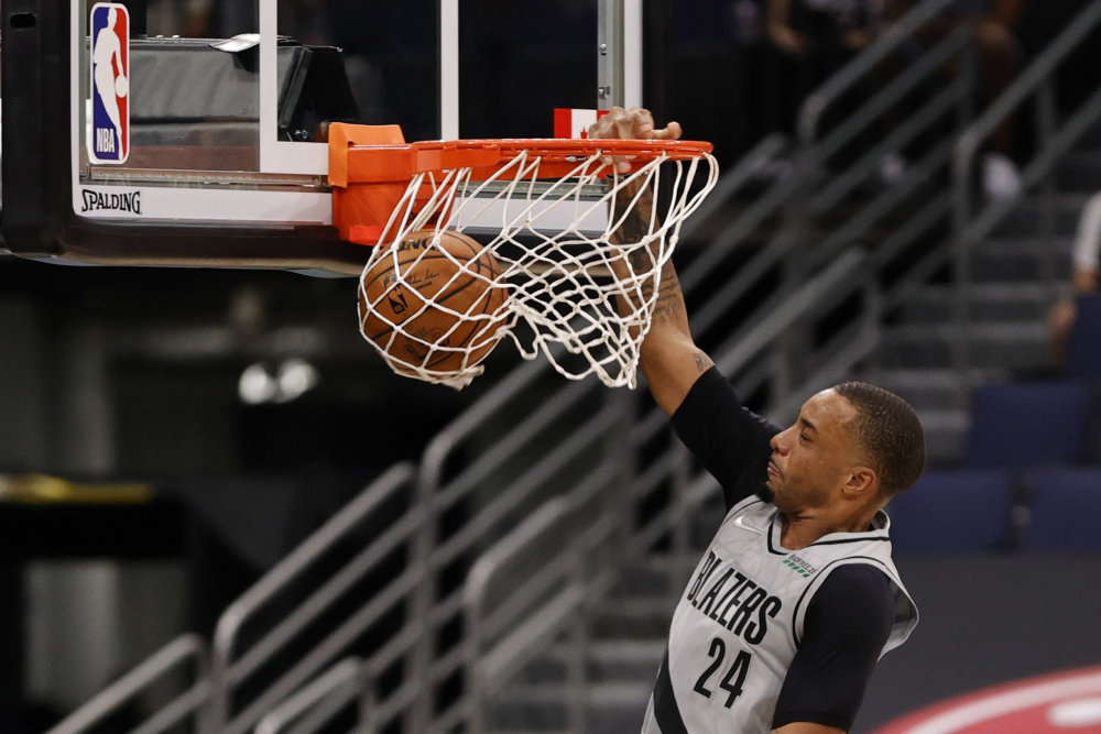 开拓者近期表现不俗,引人瞩目 开拓者近期表现不俗,引人瞩目