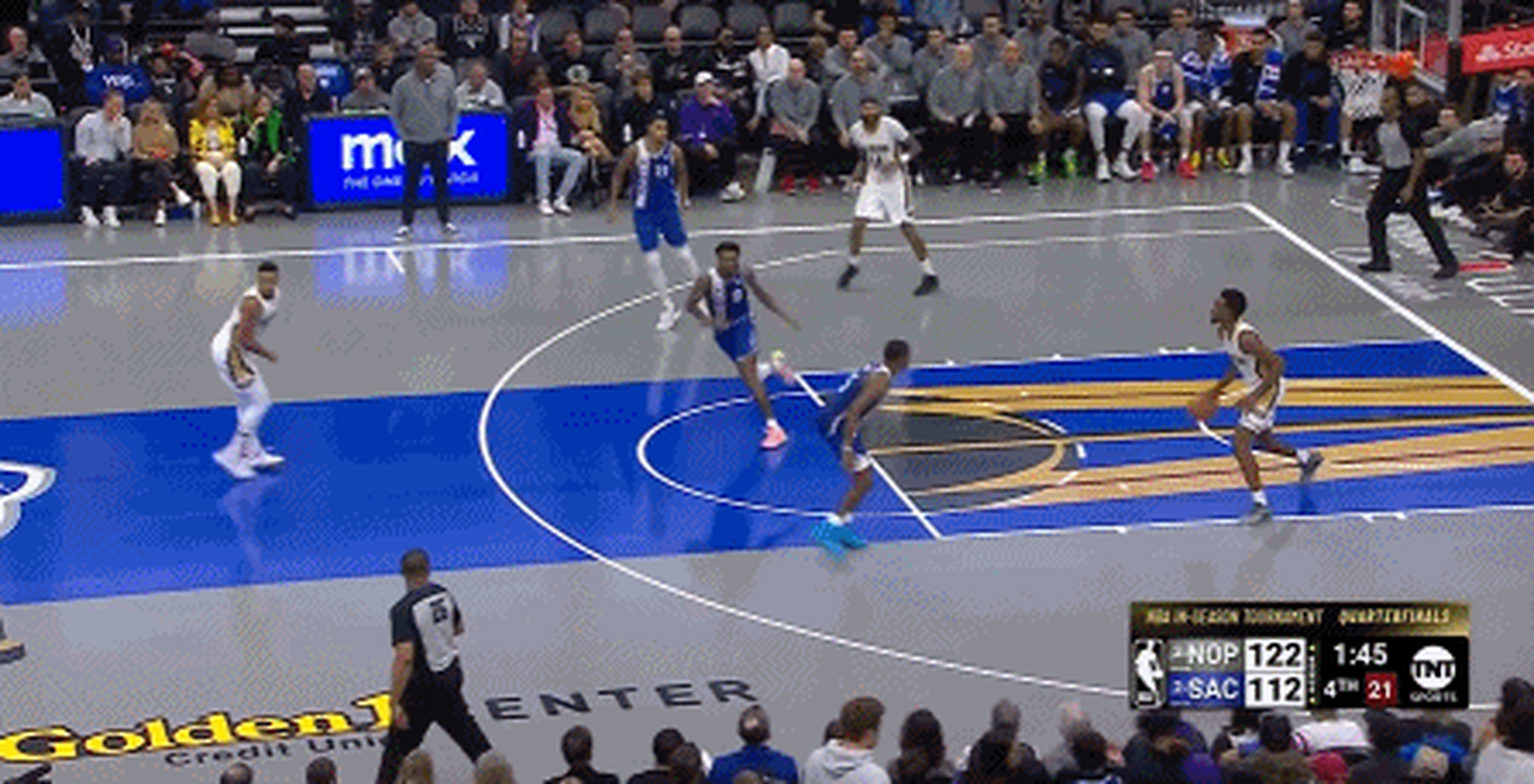 包含步行者主场击败鹈鹕，迎来胜利的词条