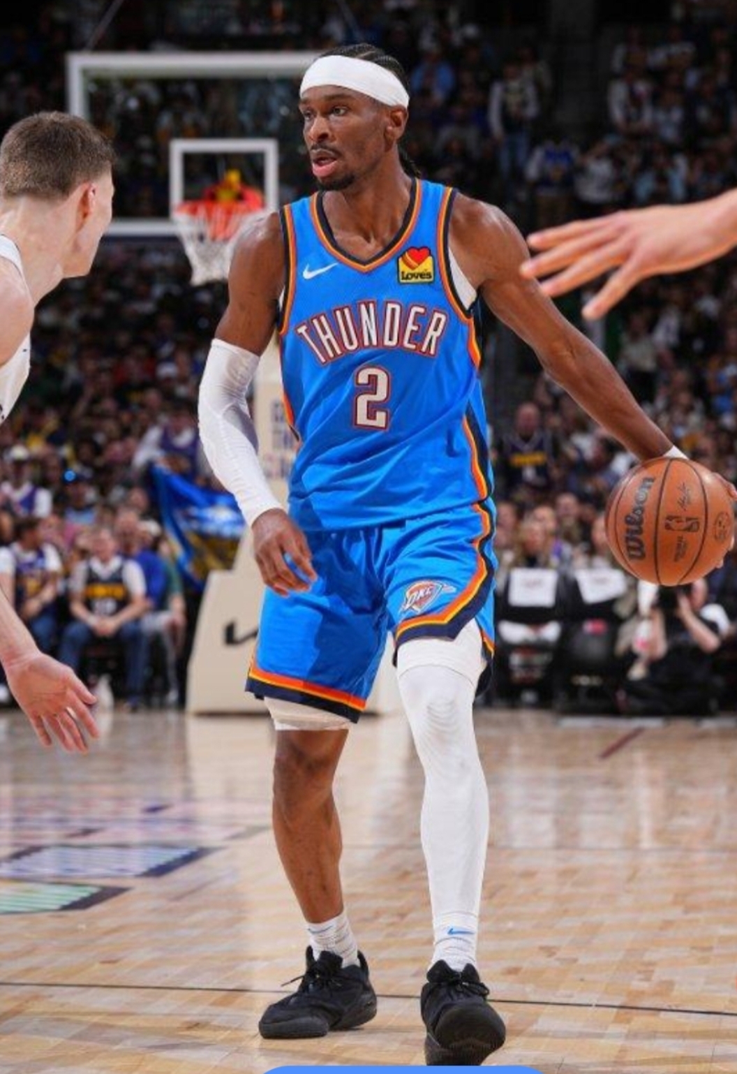 76人爆冷击败掘金继续领跑 76人爆冷击败掘金继续领跑