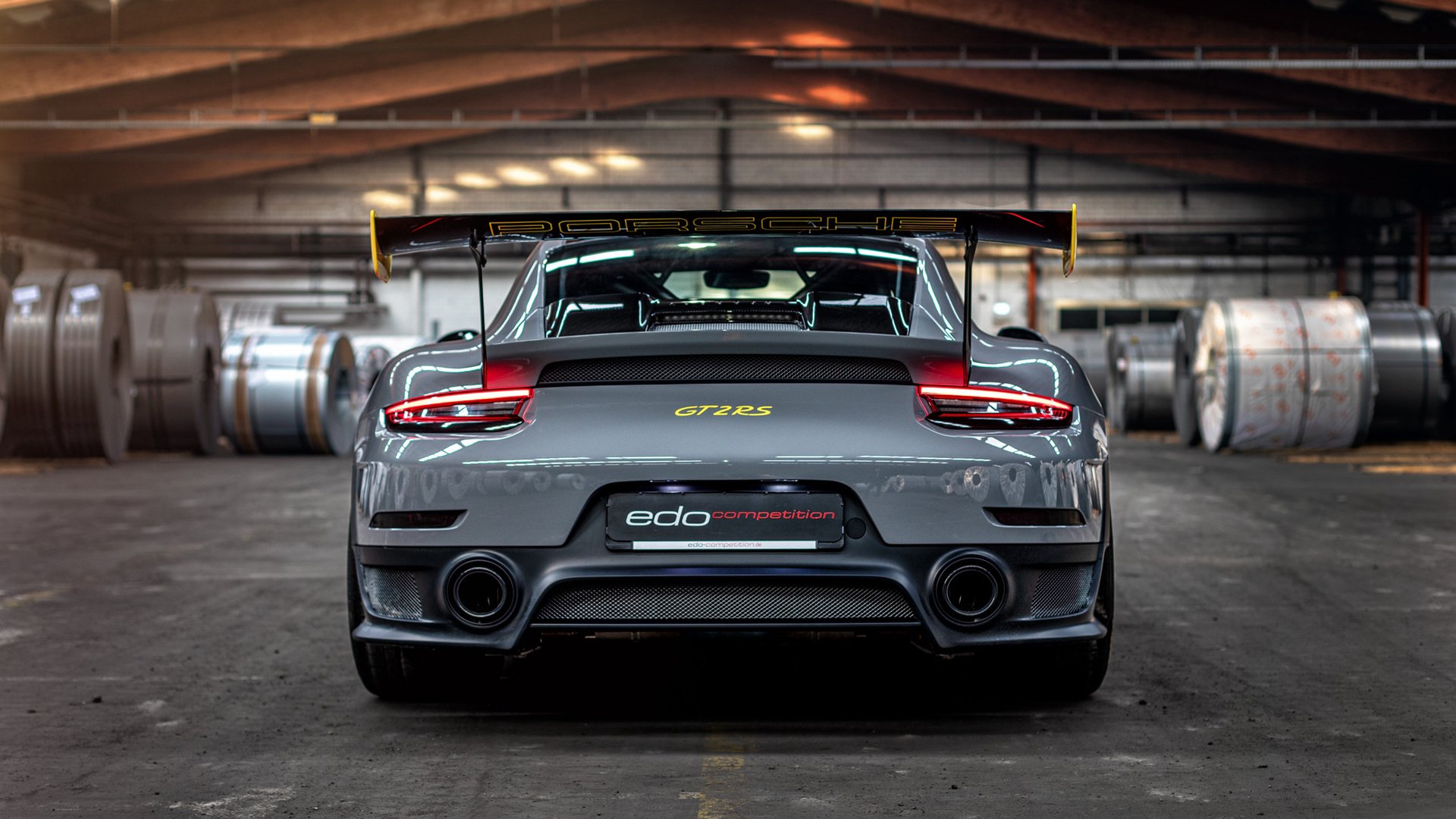 开云体育下载-欧冠半决赛焦点战，沙特强势拿下秘鲁，足球版图重绘的震撼信号